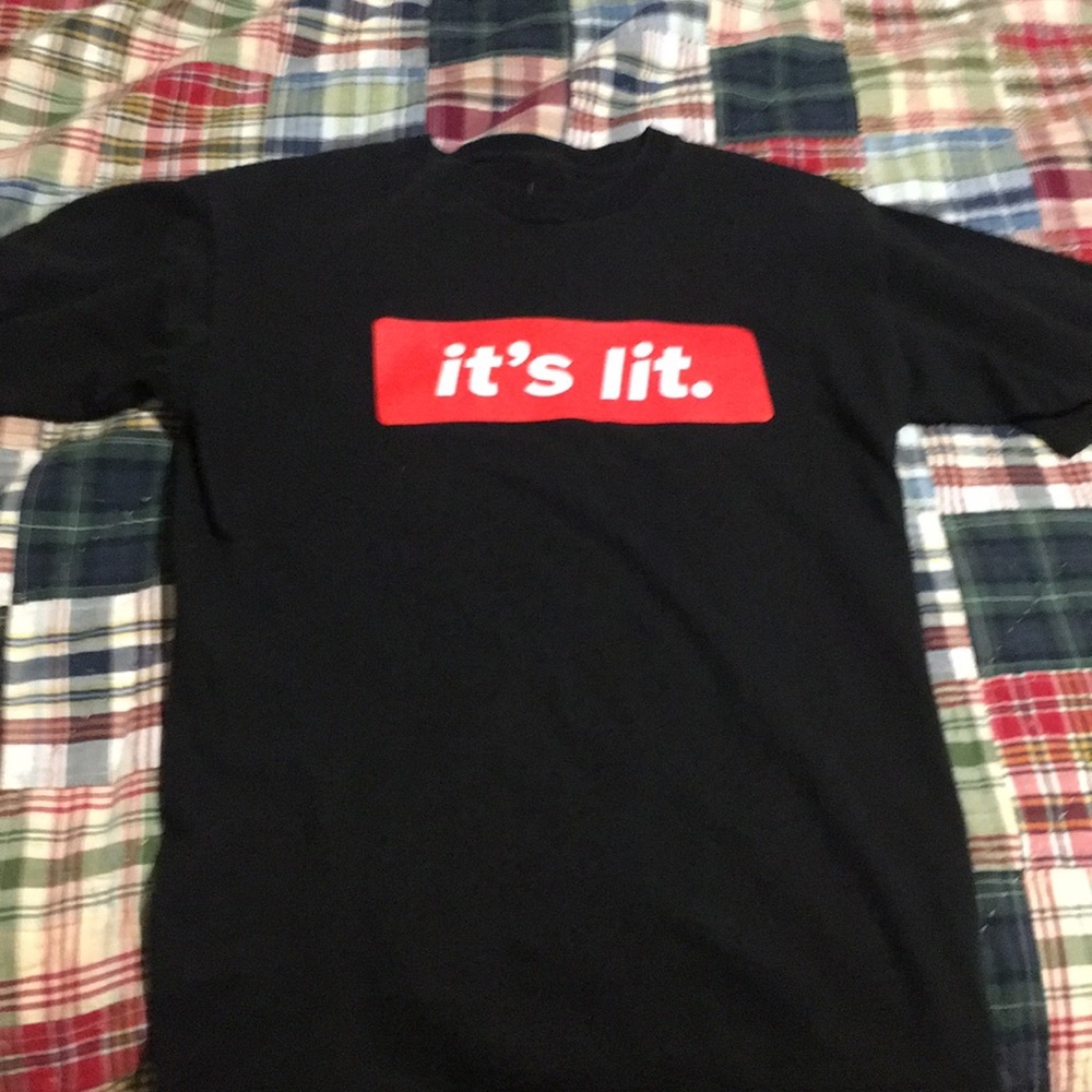 It’s Lit Box Logo tee